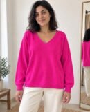 Pull Léger Col V — Rose fuchsia porté